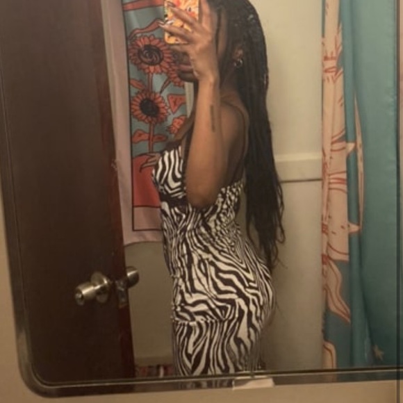 BROWN ZEBRA PRINT DRESS - Picture 2 of 3